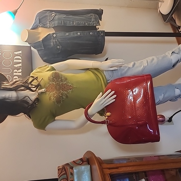 Louis Vuitton Monogram Vernis Alma GM (Rose pop color) - Picture 15 of 16